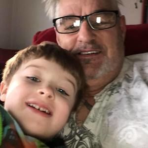 Meet your Posher, Robert